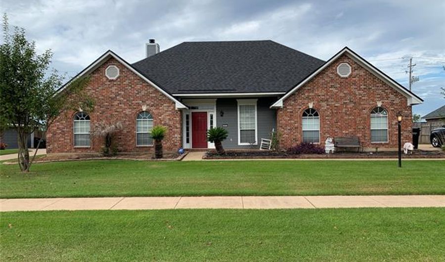 1991 Bayou Bend Dr, Bossier City, LA 71111 - 4 Beds, 2 Bath