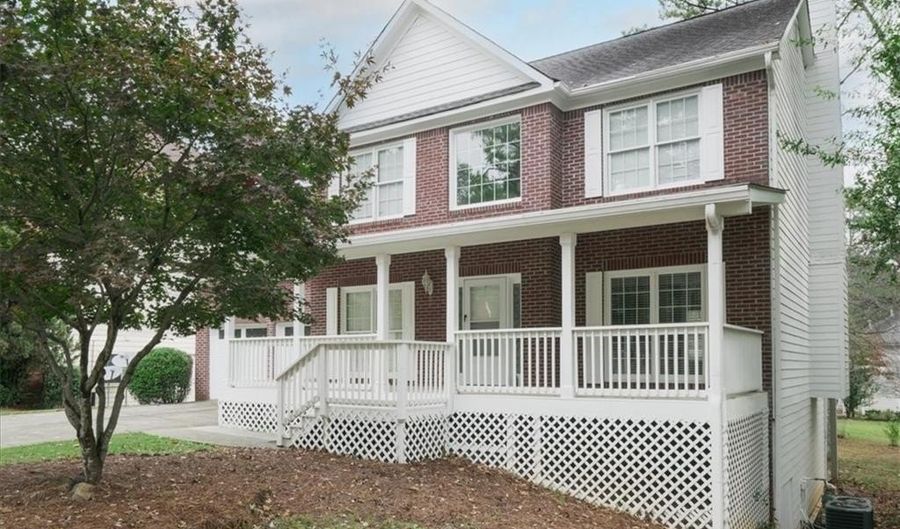 4085 Pineset Dr, Alpharetta, GA 30022 - 5 Beds, 4 Bath