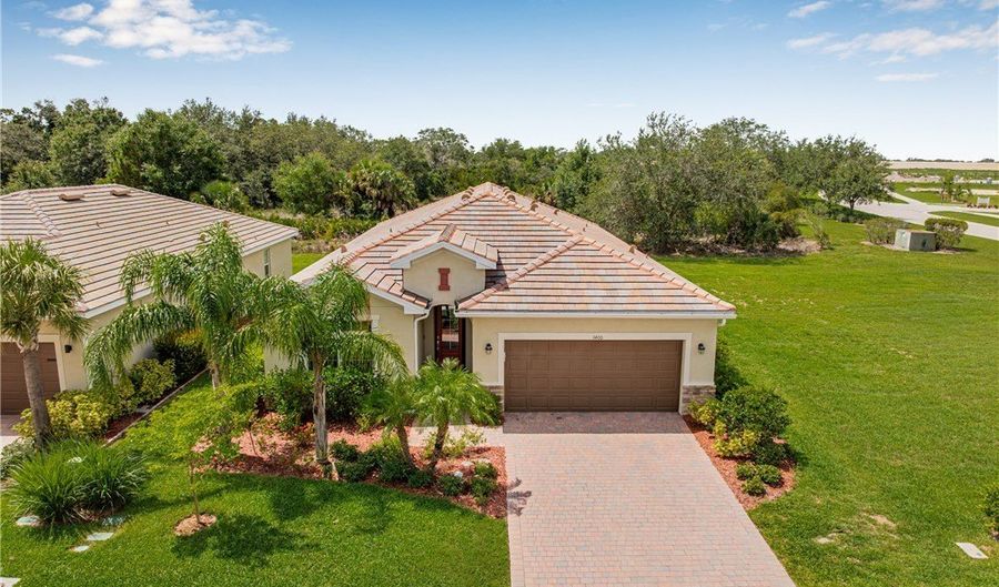 3400 Weston Manor Dr, Alva, FL 33920 - 3 Beds, 3 Bath