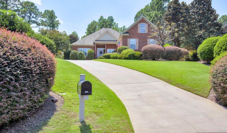235 Bellewood Dr, Aiken, SC 29803 - 3 Beds, 2 Bath
