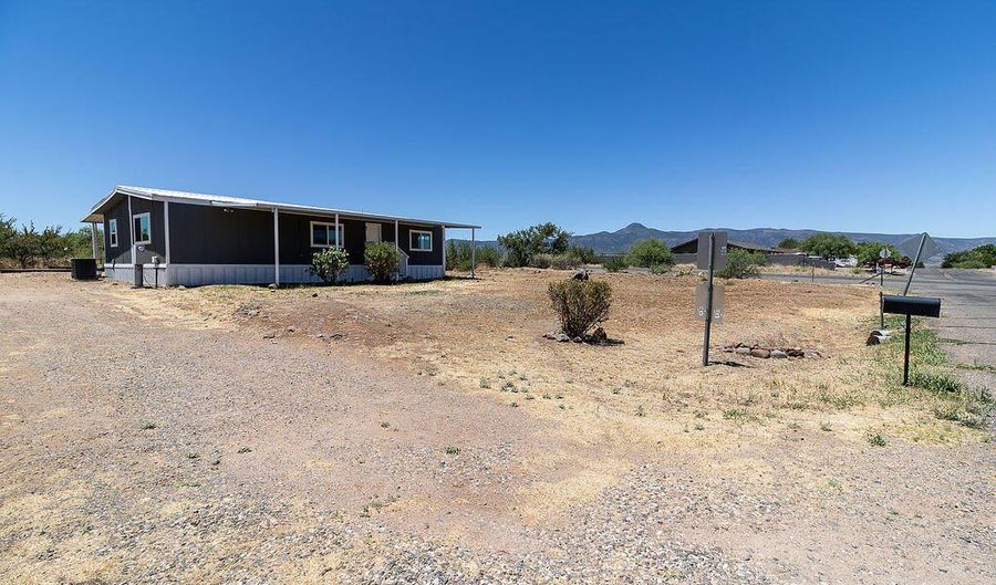 4541 E CANYON Dr, Camp Verde, AZ 86322 - 3 Beds, 2 Bath
