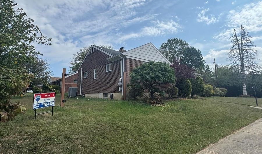 2150 W Livingston St, Allentown, PA 18104 - 2 Beds, 2 Bath