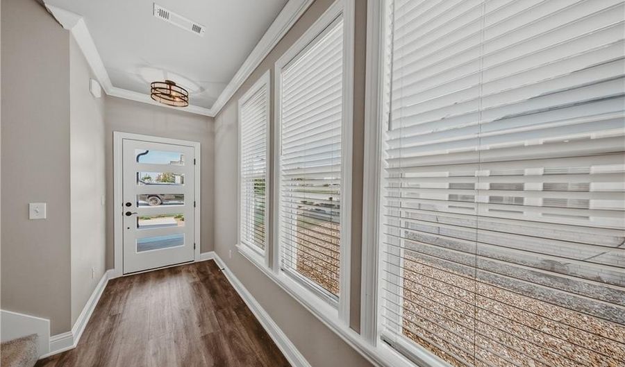 2909 SW Hampshire Ave, Bentonville, AR 72713 - 3 Beds, 3 Bath