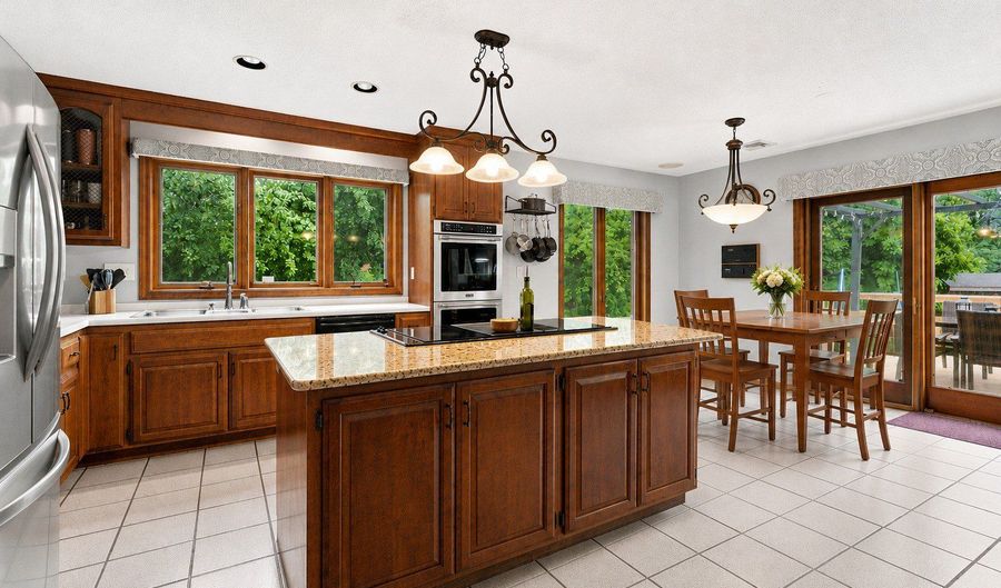 37 Valerie Dr, Bolton, CT 06043 - 4 Beds, 3 Bath
