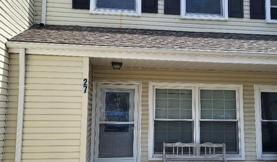 27 MEDITERRANEAN Ct, Barnegat, NJ 08005 - 2 Beds, 2 Bath