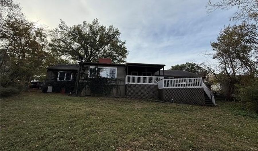 2908 Sheridan Rd, Bartlesville, OK 74006 - 3 Beds, 2 Bath