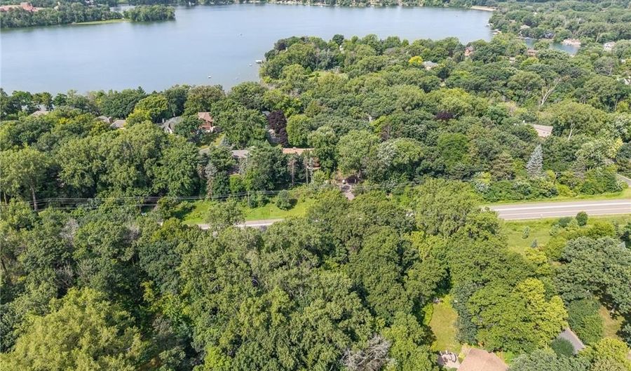 1429 1431 Skiles Ln, Arden Hills, MN 55112 - 5 Beds, 3 Bath