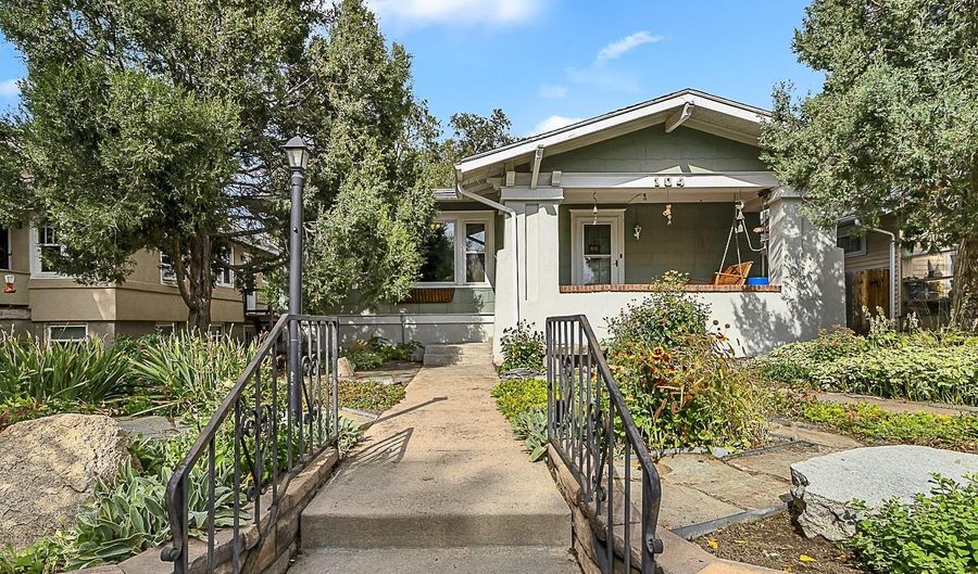 104 E 5TH Ave, Cheyenne, WY 82001 - 3 Beds, 1 Bath