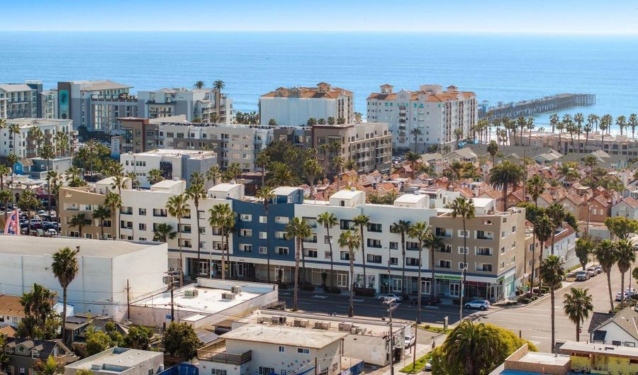 401 N Coast Hwy Unit 207, Oceanside, CA 92054 - 3 Beds, 3 Bath