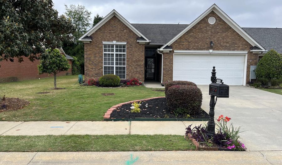 1247 Carriage Dr, Aiken, SC 29803 - 3 Beds, 2 Bath