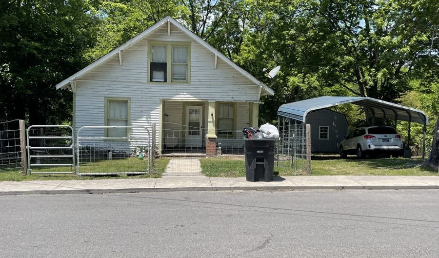 1118 Georgia Ave, Athens, TN 37303 - 3 Beds, 1 Bath