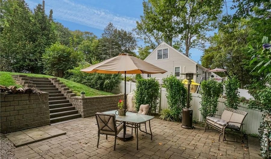 3 Harris Ave, Johnston, RI 02919 - 4 Beds, 1 Bath