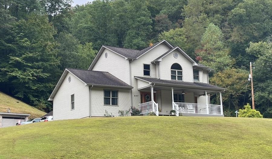 447 Big Elk Rd, Beauty, KY 41203 - 3 Beds, 3 Bath