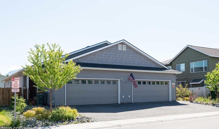 6209 Ophir Dr, Anchorage, AK 99504 - 3 Beds, 2 Bath
