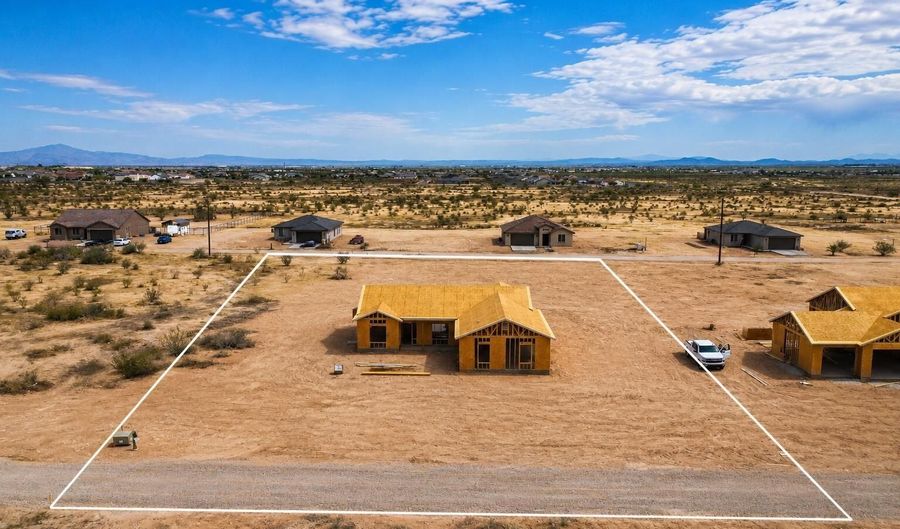 5813 N Jessie Rd, Casa Grande, AZ 85194 - 4 Beds, 2 Bath
