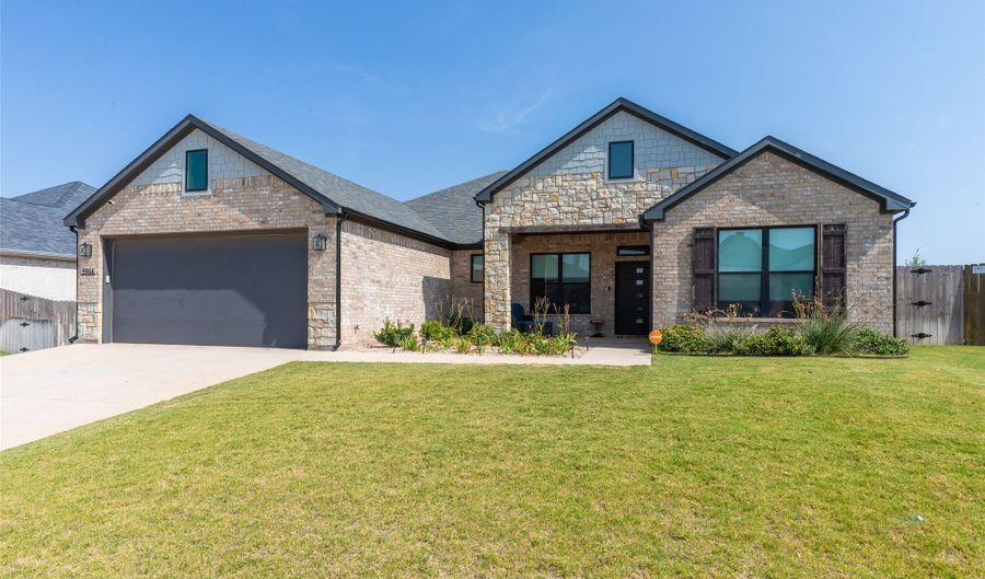5014 Cranbrook Dr, Abilene, TX 79606 - 4 Beds, 3 Bath