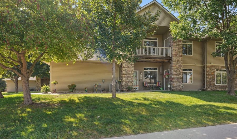 503 Maggie Ln, Altoona, IA 50009 - 2 Beds, 2 Bath
