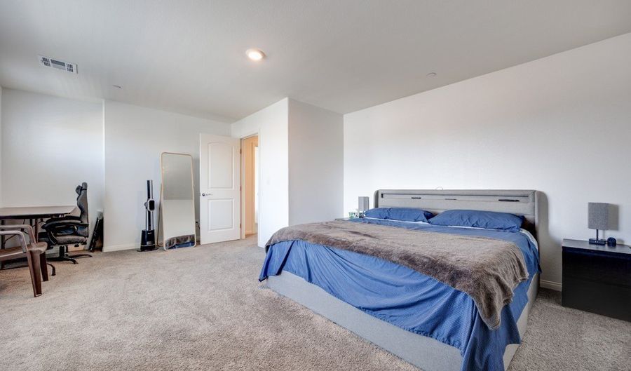 10963 Preston Trails Ave, Las Vegas, NV 89166 - 5 Beds, 3 Bath