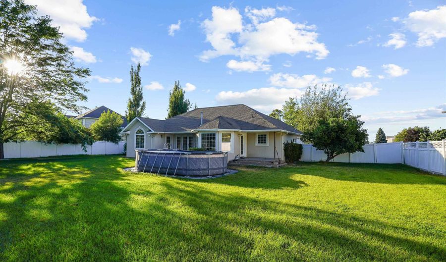 2447 Boardwalk Ct, Burley, ID 83318 - 5 Beds, 3 Bath