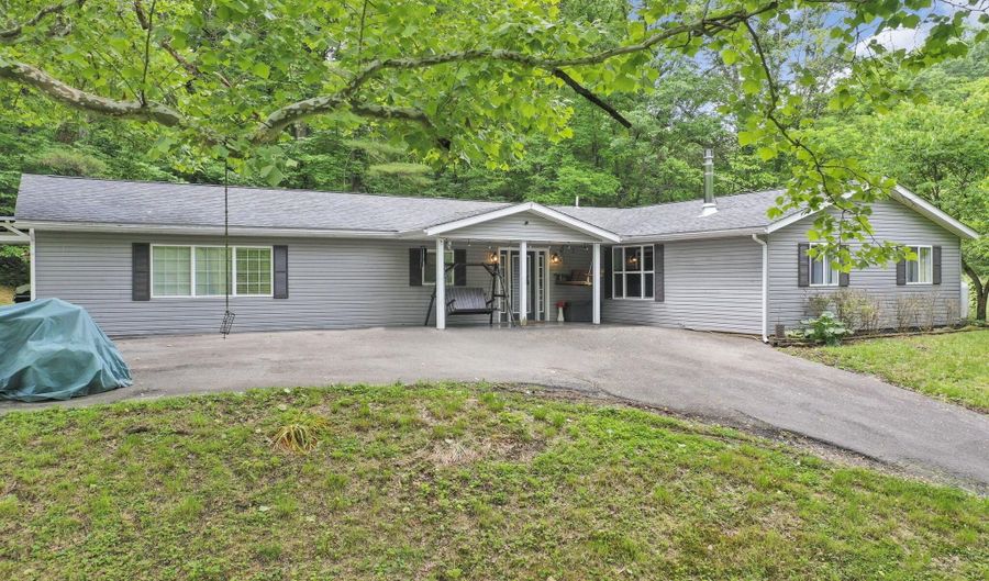 8175 Vore Ridge Rd, Athens, OH 45701 - 3 Beds, 2 Bath