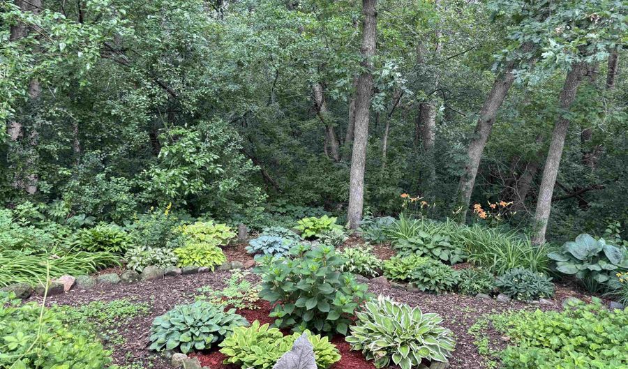395 Country MM Rd, Brooklyn, WI 53521 - 3 Beds, 2 Bath