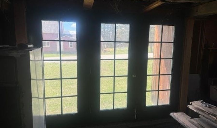 18 New St, Albany, VT 05820 - 4 Beds, 2 Bath