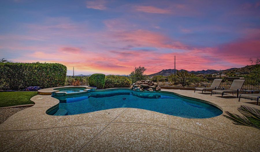 35814 N 58TH St, Cave Creek, AZ 85331 - 5 Beds, 6 Bath