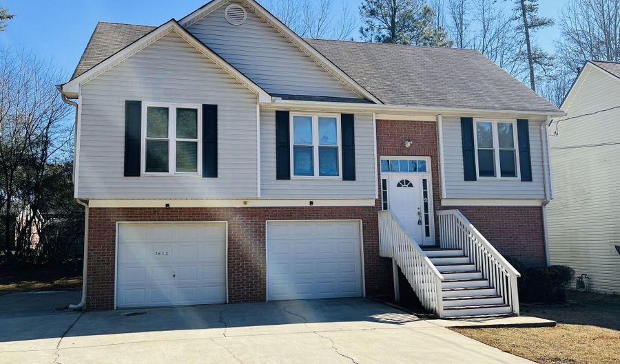 5612 Feldwood Rd, Atlanta, GA 30349 - 3 Beds, 3 Bath