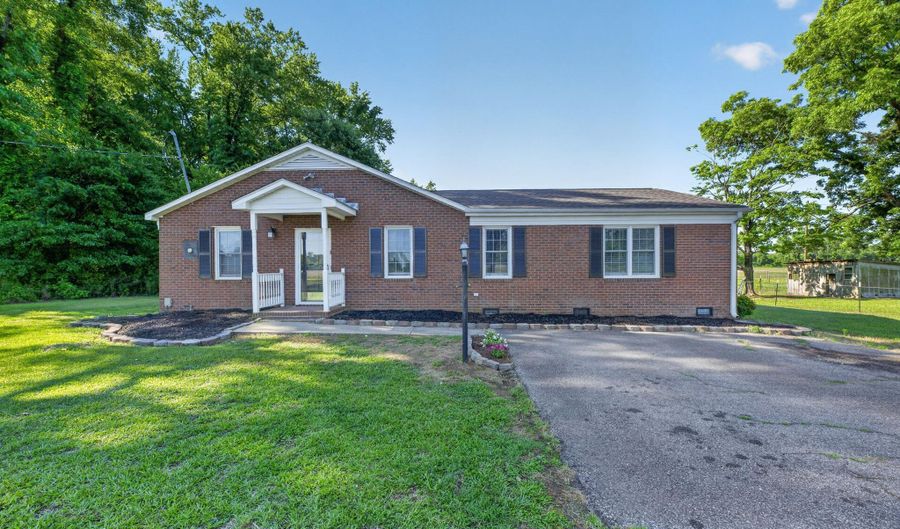 2489 Pocosin Rd, Ayden, NC 28513 - 3 Beds, 3 Bath