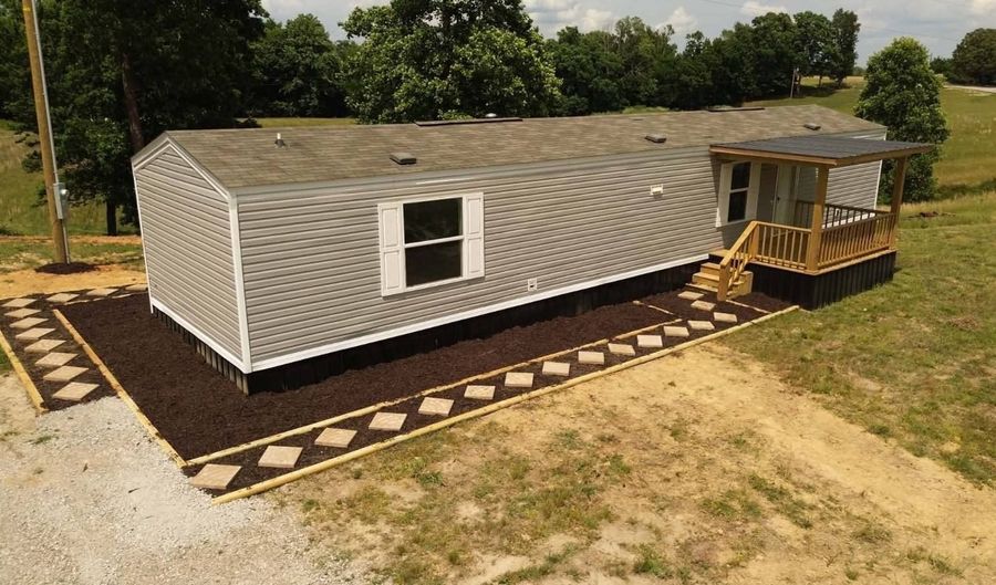 611 Cumberland City Rd, Albany, KY 42602 - 2 Beds, 2 Bath