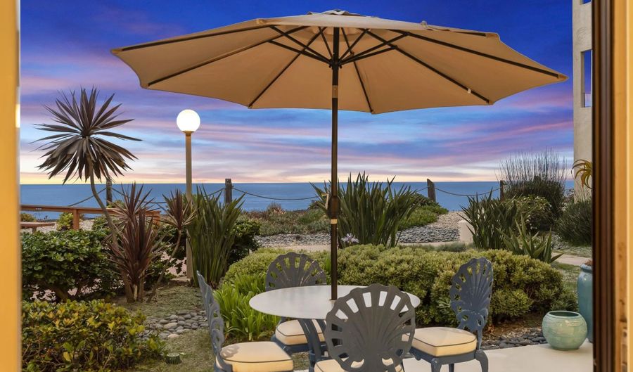 435 S Sierra Ave 111, Solana Beach, CA 92075 - 1 Beds, 2 Bath