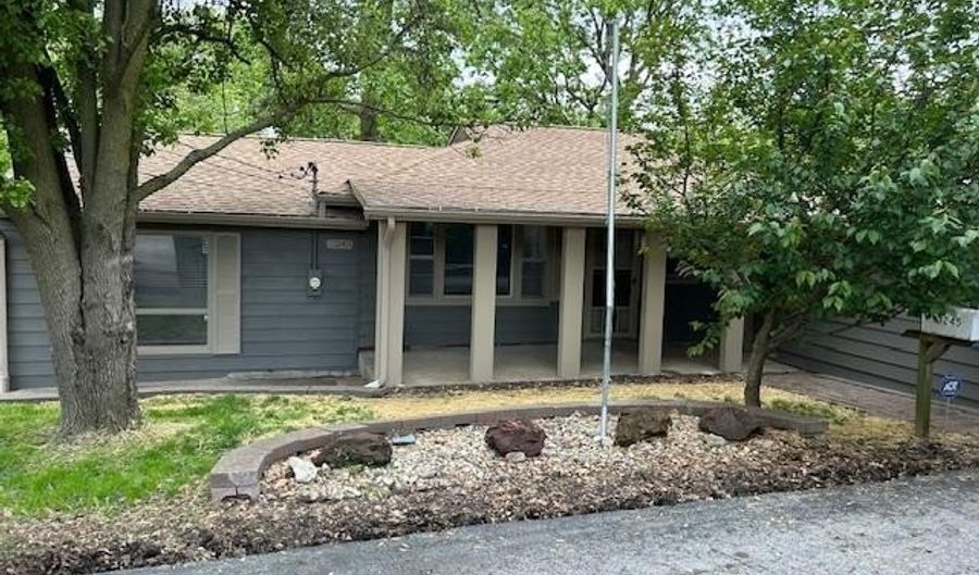 3245 Oakwood Ave, Alton, IL 62002 - 3 Beds, 2 Bath