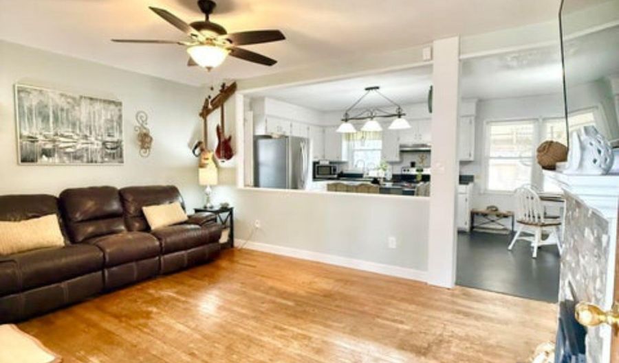 8451 Nc-306 S, Arapahoe, NC 28510 - 3 Beds, 1 Bath