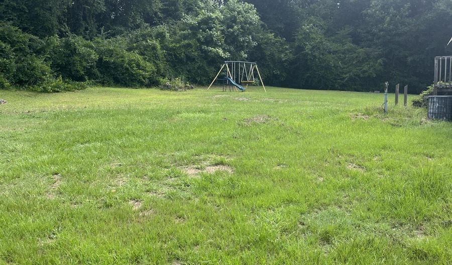 126 Spring Rd, Blenheim, SC 29516 - 3 Beds, 2 Bath