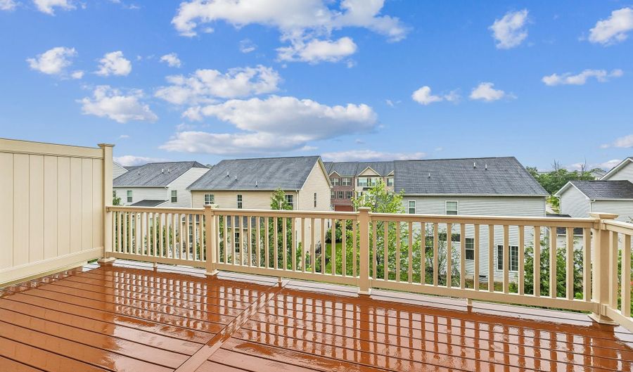 16617 ARUBA Dr, Accokeek, MD 20607 - 3 Beds, 4 Bath