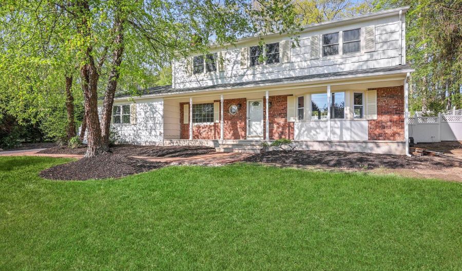 2338 Ramshorn Dr, Allenwood, NJ 08720 - 4 Beds, 3 Bath