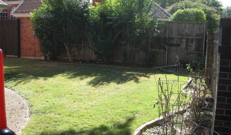 3838 Azure Ln, Addison, TX 75001 - 3 Beds, 3 Bath