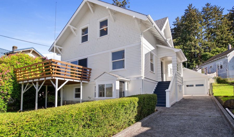 671 FLORENCE Ave, Astoria, OR 97103 - 5 Beds, 3 Bath