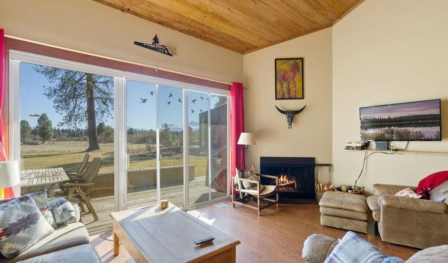 12900 Hawks Beard 42-43, Black Butte Ranch, OR 97759 - 4 Beds, 2 Bath