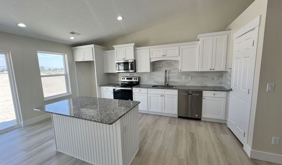 4311 Windsor Ave, Elko, NV 89801 - 4 Beds, 2 Bath