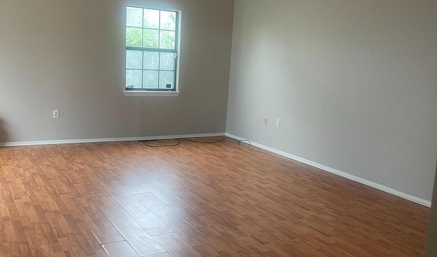 207 CHANNING Dr, Bear, DE 19701 - 3 Beds, 2 Bath