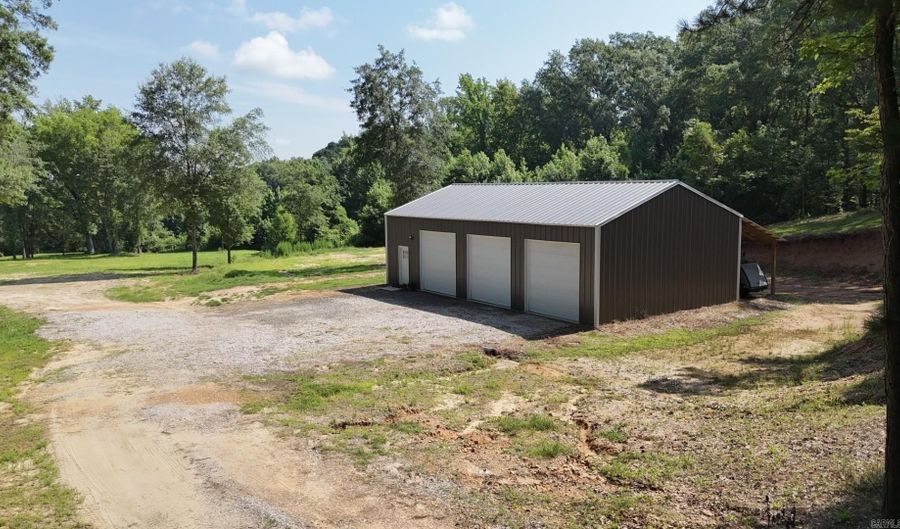 1442 Country Club Rd, Arkadelphia, AR 71923 - 2 Beds, 1 Bath