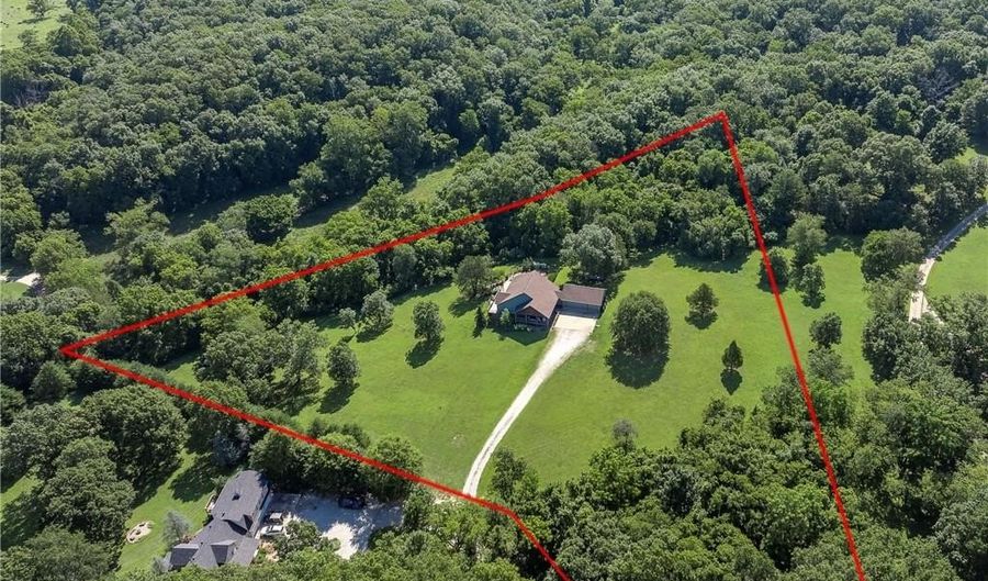 13600 Gooseberry Rd, Bentonville, AR 72712 - 4 Beds, 4 Bath
