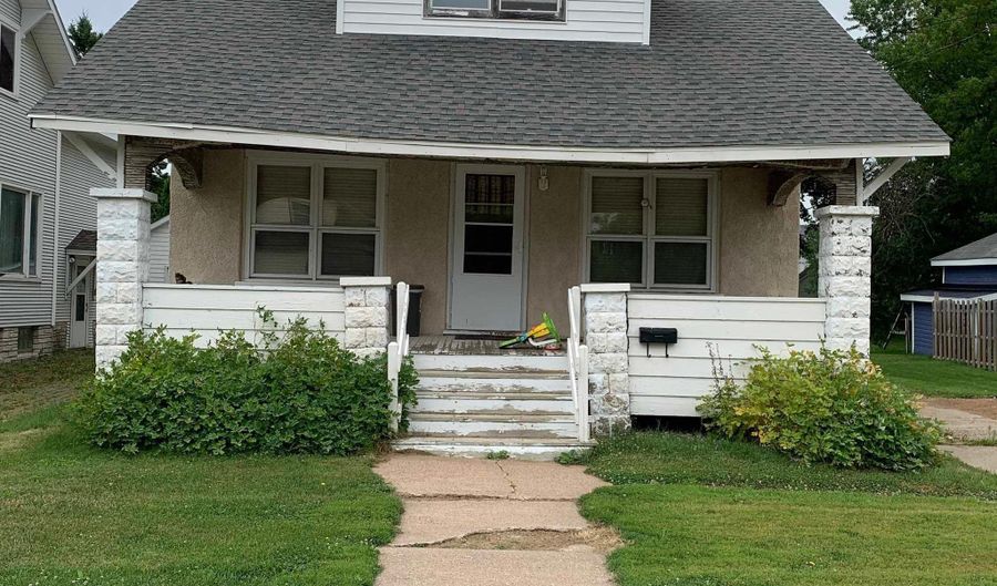 1012 7TH Ave, Antigo, WI 54409 - 4 Beds, 2 Bath
