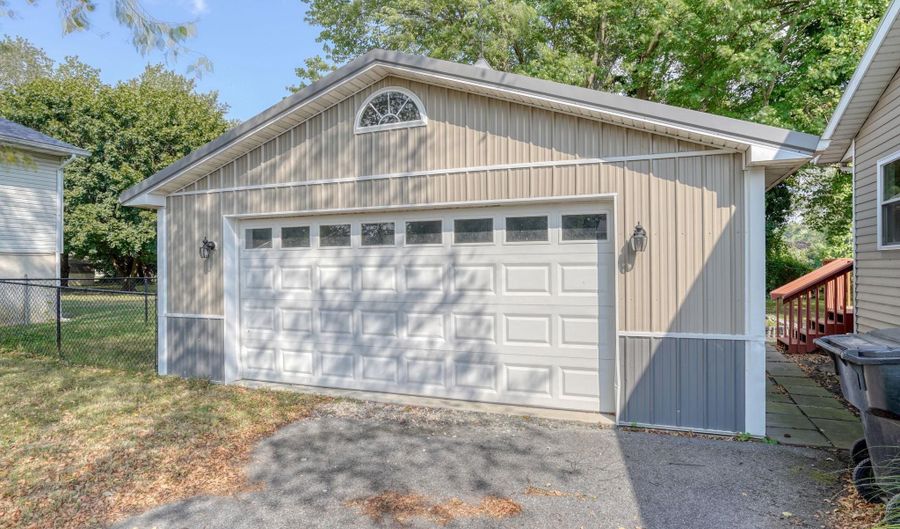 44 W INNER Cir, Dover, DE 19904 - 3 Beds, 2 Bath