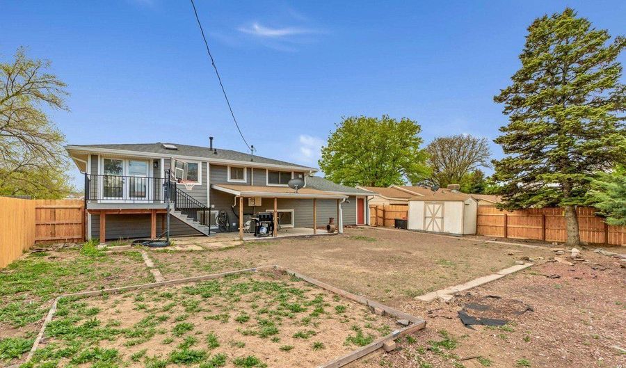 8177 Ames Way, Arvada, CO 80003 - 6 Beds, 2 Bath