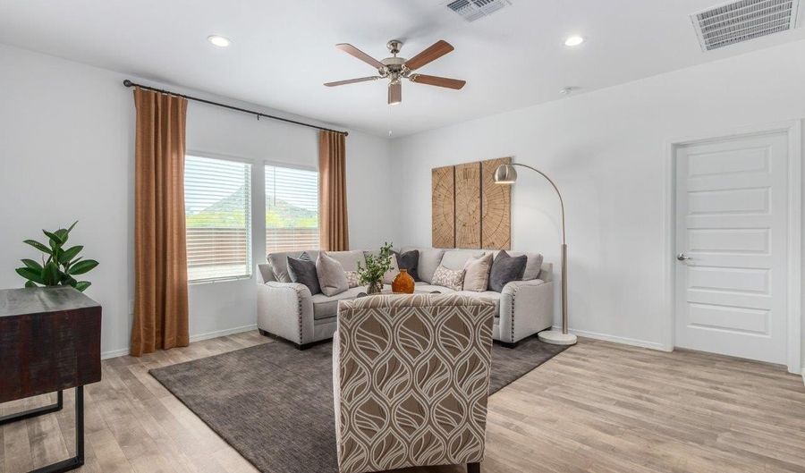 1044 S Chatfield Ave, Vail, AZ 85641 - 4 Beds, 2 Bath