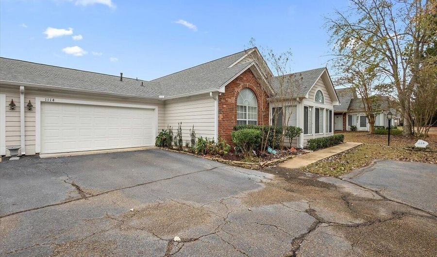 1114 Gerrits Lndg, Brandon, MS 39047 - 2 Beds, 2 Bath
