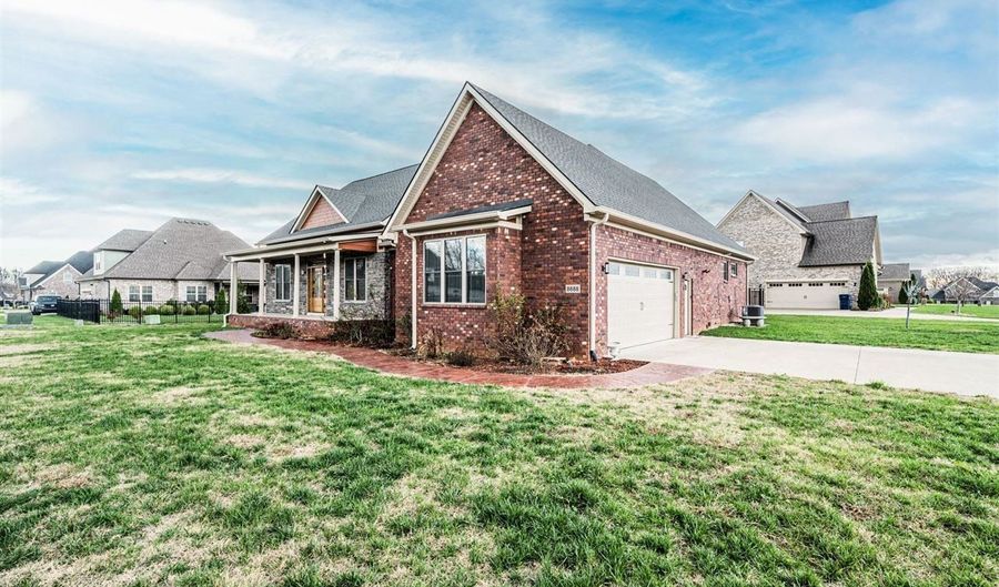 8688 Pebblestone Ln, Alvaton, KY 42122 - 3 Beds, 2 Bath