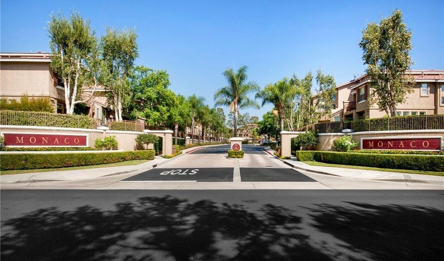 1082 S St. Tropez Ave, Anaheim, CA 92808 - 2 Beds, 3 Bath